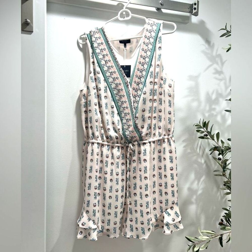 NWT Kaari Blue Blush Pink Green Floral Romper Size Large